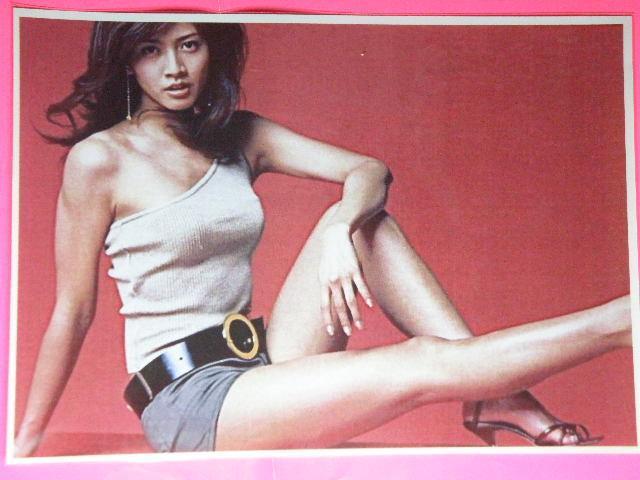 ★内田 有紀(うちだ ゆき)チャーミング&セクシーショット A4サイズ5枚+◎ クリアポケット入り < タレントグッズ ★内田 有紀(うちだ ゆき)チャーミング&セクシーショット A4サイズ5枚+◎ クリアポケット入り < タレントグッズの