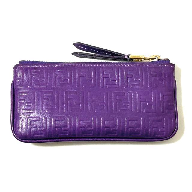 ���i FENDI �t�F���f�B �Y�b�J �G���{�X���H ���U�[ �R�C���P�[�X �� �u�����h�� 