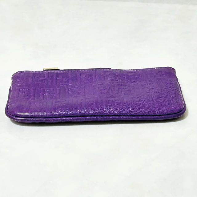 ���i FENDI �t�F���f�B �Y�b�J �G���{�X���H ���U�[ �R�C���P�[�X �� �u�����h�� 