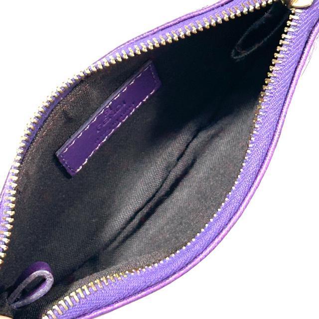 ���i FENDI �t�F���f�B �Y�b�J �G���{�X���H ���U�[ �R�C���P�[�X �� �u�����h�� 