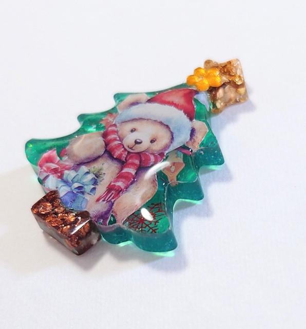 くまちゃんクリスマスツリーのかわいいアクセサリー☆ハンドメイド  くまブローチ   くまアクセサリー  くまグッズ  くま好き  < 女性ファッション  くまちゃんクリスマスツリーのかわいいアクセサリー☆ハンドメイド  くまブローチ   くまアクセサリー  くまグッズ  くま好き  < 女性ファッションの