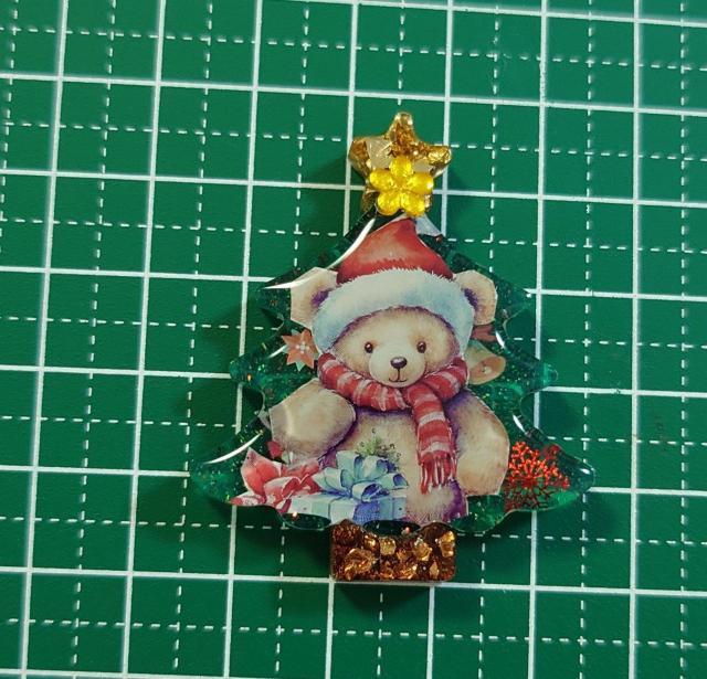 くまちゃんクリスマスツリーのかわいいアクセサリー☆ハンドメイド  くまブローチ   くまアクセサリー  くまグッズ  くま好き  < 女性ファッション  くまちゃんクリスマスツリーのかわいいアクセサリー☆ハンドメイド  くまブローチ   くまアクセサリー  くまグッズ  くま好き  < 女性ファッションの