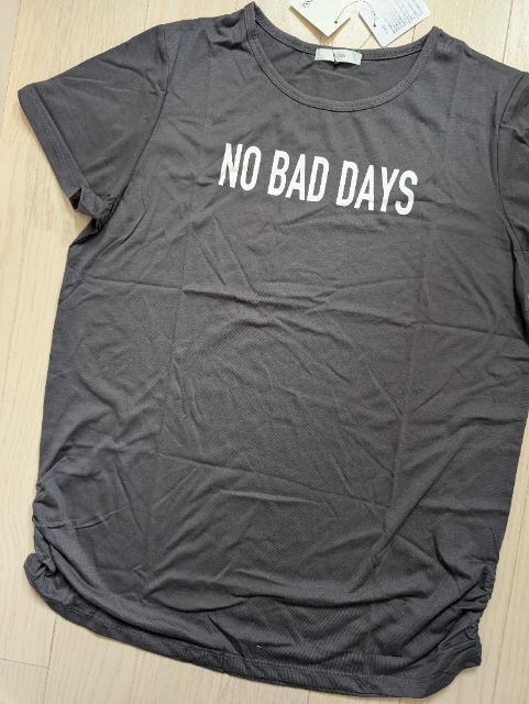 LL★GLISSE★裾シャーリング半袖Tシャツ★新品★送料無料 < 女性ファッション LL★GLISSE★裾シャーリング半袖Tシャツ★新品★送料無料 < 女性ファッションの