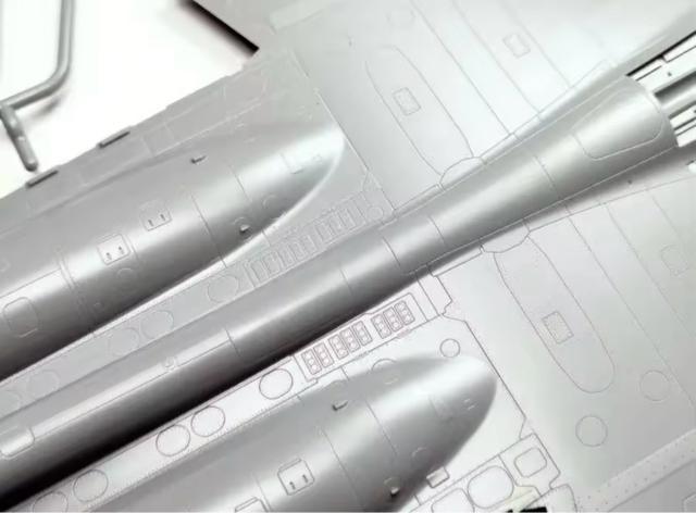 ミニベース1/48 Su-33 Flanker-D プラモデル < ホビー  ミニベース1/48 Su-33 Flanker-D プラモデル < ホビーの