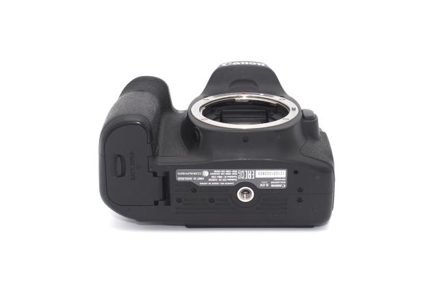 Wi-FiڂŃX}zփNN]Canon 80D {fB  Ɠd/AV 