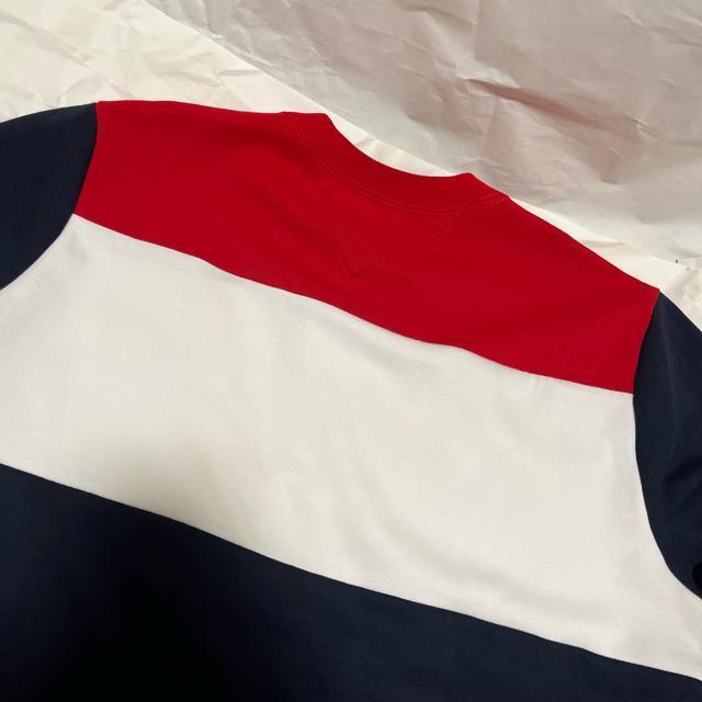 TOMMY HILFIGER �N���[�l�b�N ���� �g���[�i�[ �t���b�O�J���[ M �g�~�[�q���t�B�K�[ ���S�h�J �X�E�F�b�g �� �u�����h�� 