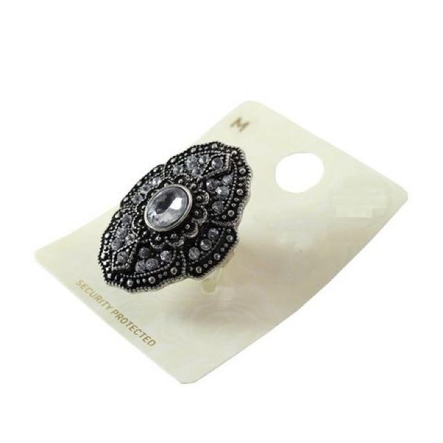 新品アンティーク調ゴシックストーンリング指輪15号 < 女性アクセサリー/時計 新品アンティーク調ゴシックストーンリング指輪15号 < 女性アクセサリー/時計の