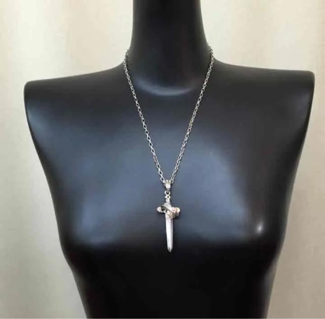 メンズ??王冠かけソードネックレス < 男性アクセサリー/時計  メンズ??王冠かけソードネックレス < 男性アクセサリー/時計の