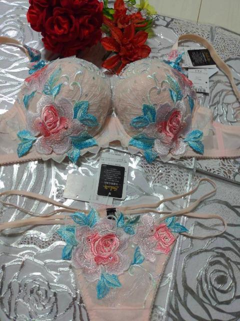 Wacoal/R[/salute/T[g/29G/X܌/}/E}/F70\OTobNV[c/M/PI/A  t@bV 