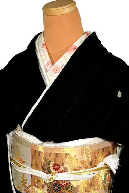 【最高級】新品同様 暈染め 金彩 作家物 江戸解 比翼付 クリーニング済 黒留袖 身丈169cm 裄丈648.5cm T3518 < 女性ファッション  【最高級】新品同様 暈染め 金彩 作家物 江戸解 比翼付 クリーニング済 黒留袖 身丈169cm 裄丈648.5cm T3518 < 女性ファッションの