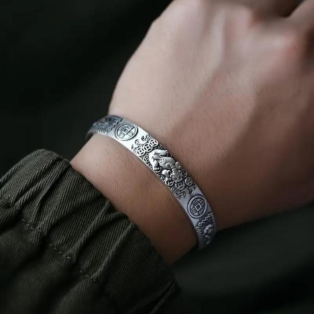 爆ヤス価格1390円★ベストセラー商品 アンティーク シルバーメッキ 亜鉛合金 製 貔貅 ブレスレット メンズ用 22cm < 男性アクセサリー/時計 爆ヤス価格1390円★ベストセラー商品 アンティーク シルバーメッキ 亜鉛合金 製 貔貅 ブレスレット メンズ用 22cm < 男性アクセサリー/時計の