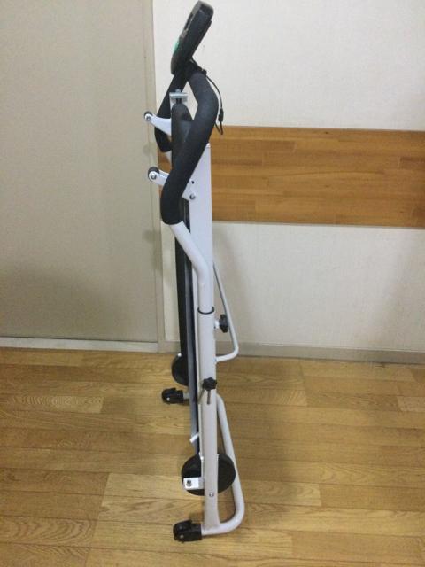 自走式 ルームランナー 折りたたみ式 液晶計測器付き 引き取り手渡し限定品 < ヘルス/ビューティー  自走式 ルームランナー 折りたたみ式 液晶計測器付き 引き取り手渡し限定品 < ヘルス/ビューティーの