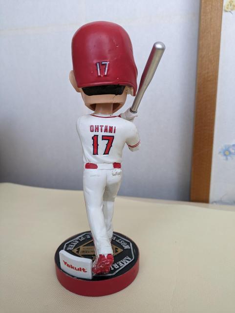 高騰超レア貴重!大谷翔平選手2022年5月10日限定球場配布の2021年MVP最優秀選手賞記念ボブルヘッド、当日のチケット半券付き < レジャー/スポーツ 高騰超レア貴重!大谷翔平選手2022年5月10日限定球場配布の2021年MVP最優秀選手賞記念ボブルヘッド、当日のチケット半券付き < レジャー/スポーツの