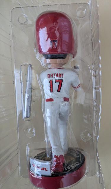 高騰超レア貴重!大谷翔平選手2022年5月10日限定球場配布の2021年MVP最優秀選手賞記念ボブルヘッド、当日のチケット半券付き < レジャー/スポーツ 高騰超レア貴重!大谷翔平選手2022年5月10日限定球場配布の2021年MVP最優秀選手賞記念ボブルヘッド、当日のチケット半券付き < レジャー/スポーツの