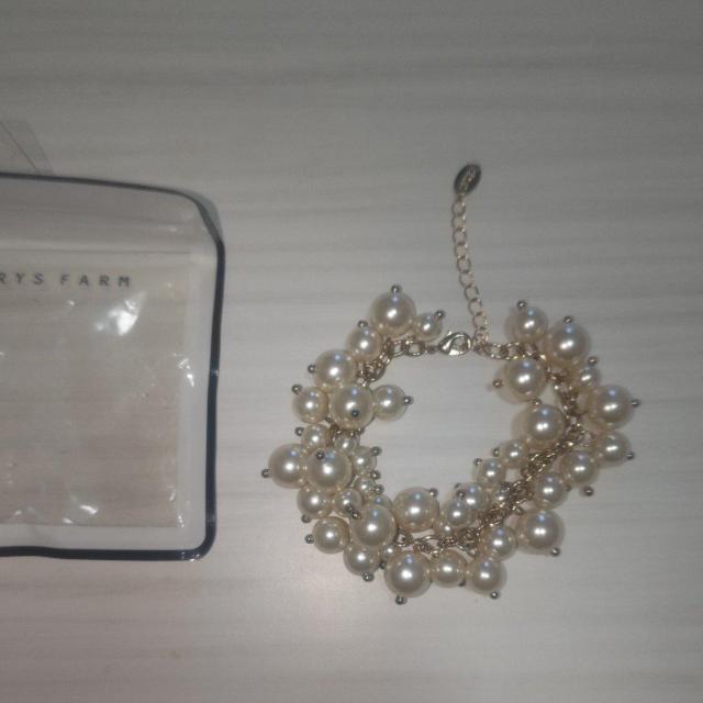 新品未使用 LOWRYS FARM ローリーズファームのブレスレット 送料無料 < ブランド  新品未使用 LOWRYS FARM ローリーズファームのブレスレット 送料無料 < ブランドの