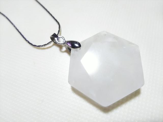 天然石★白水晶 六芒星(ダビデの星) ペンダント < 女性アクセサリー/時計  天然石★白水晶 六芒星(ダビデの星) ペンダント < 女性アクセサリー/時計の