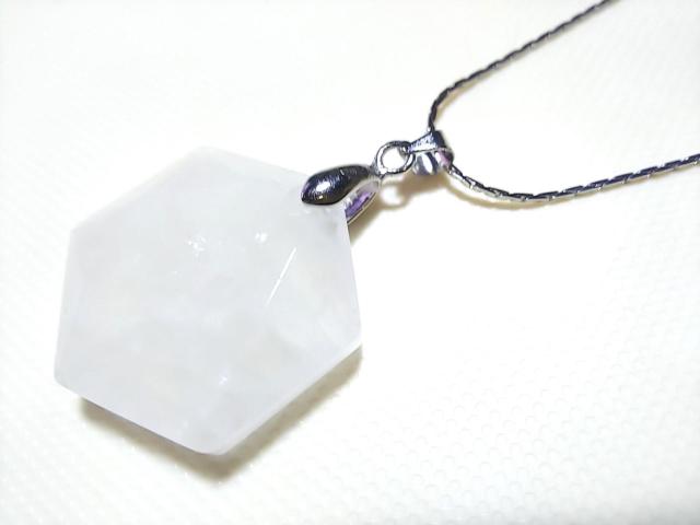 天然石★白水晶 六芒星(ダビデの星) ペンダント < 女性アクセサリー/時計  天然石★白水晶 六芒星(ダビデの星) ペンダント < 女性アクセサリー/時計の