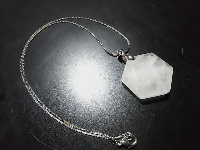 天然石★白水晶 六芒星(ダビデの星) ペンダント < 女性アクセサリー/時計  天然石★白水晶 六芒星(ダビデの星) ペンダント < 女性アクセサリー/時計の