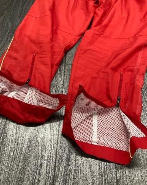 ~Ym@W[Wpc@ԁ@bV@`bN@Y TCYk@{  uh 