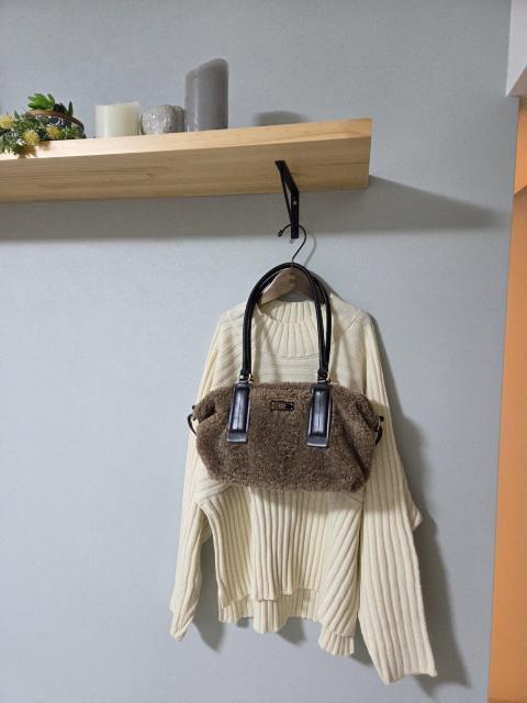 KRIZIAobOuE{Ả㎿obO  uh 