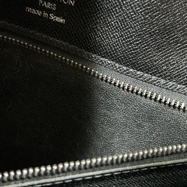 LOUIS VUITTON �^�C�K �Z�����K M30782 CA0021 �Z�J���h�o�b�O �N���b�`�o�b�O �� �u�����h�� 