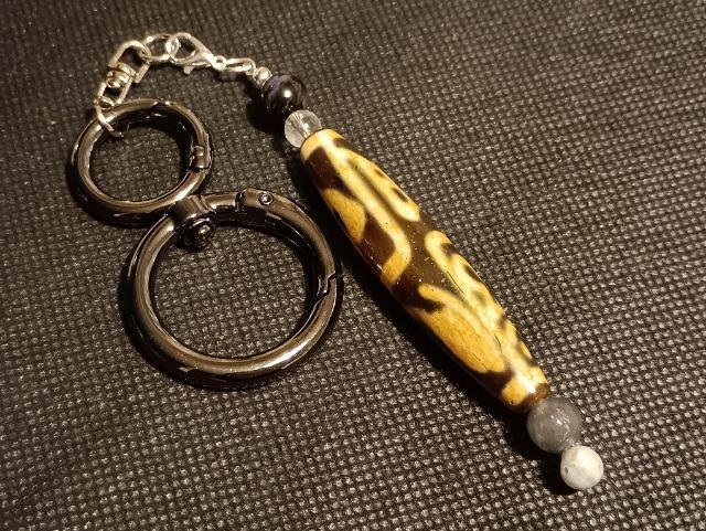 �����A�ł��B�Z���^���V��u�ϐ�����F�̐^���v�l�b�N���X�ł��B�L�[�z���_�[�ɂ��Ȃ�܂��B��_���B �� �����A�N�Z�T���[/���v�� 