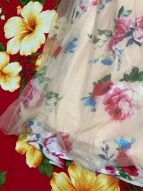 NICE CLAUP☆可愛い淡いピンクのバラ柄チュールスカート☆ < ブランド  NICE CLAUP☆可愛い淡いピンクのバラ柄チュールスカート☆ < ブランドの