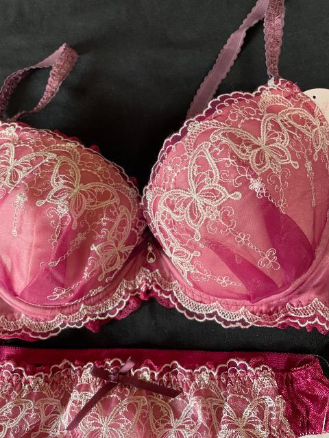 ��V�i��SHAKE BODY �p�s���� ���[�X�g�� ��l�� �u�����V���[�c�Z�b�g F75 L