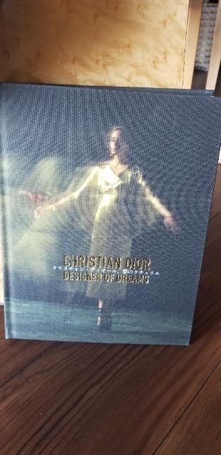 入手困難☆ディオール展☆公式図録☆完売品ChristianDior < ブランド  入手困難☆ディオール展☆公式図録☆完売品ChristianDior < ブランドの
