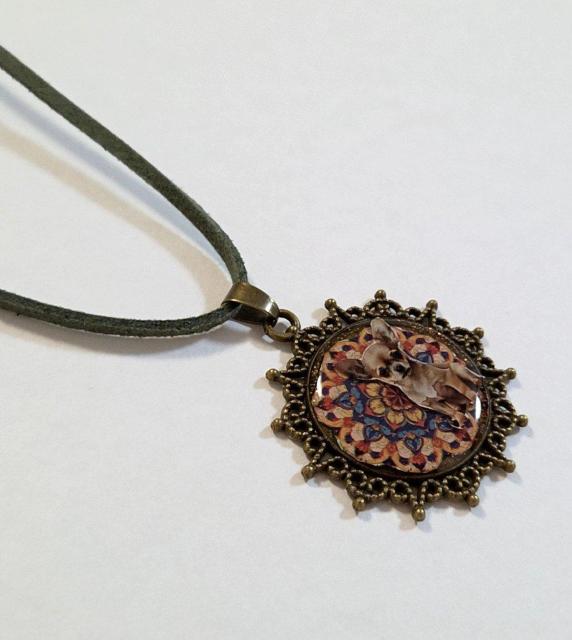 チワワちゃんかわいいネックレス★ハンドメイド  エスニックチワワ  曼陀羅チワワ   チワワアクセサリー  チワワペンダント  < 女性ファッション  チワワちゃんかわいいネックレス★ハンドメイド  エスニックチワワ  曼陀羅チワワ   チワワアクセサリー  チワワペンダント  < 女性ファッションの