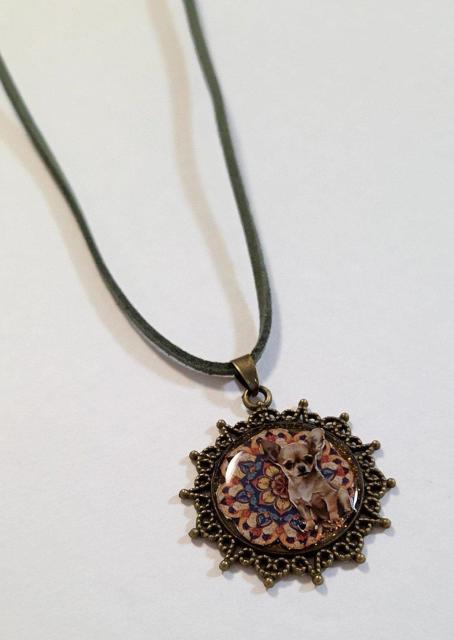 チワワちゃんかわいいネックレス★ハンドメイド  エスニックチワワ  曼陀羅チワワ   チワワアクセサリー  チワワペンダント  < 女性ファッション  チワワちゃんかわいいネックレス★ハンドメイド  エスニックチワワ  曼陀羅チワワ   チワワアクセサリー  チワワペンダント  < 女性ファッションの