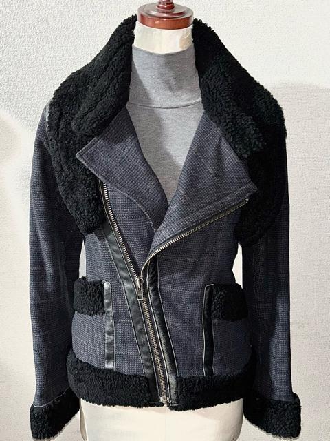 美品 SILAS サイラス 定価4万円程 羊革 ムートン 毛皮 ライダース ジャケット ミリタリー B-3 ストリート海外ブランド < 男性ファッション 美品 SILAS サイラス 定価4万円程 羊革 ムートン 毛皮 ライダース ジャケット ミリタリー B-3 ストリート海外ブランド < 男性ファッションの