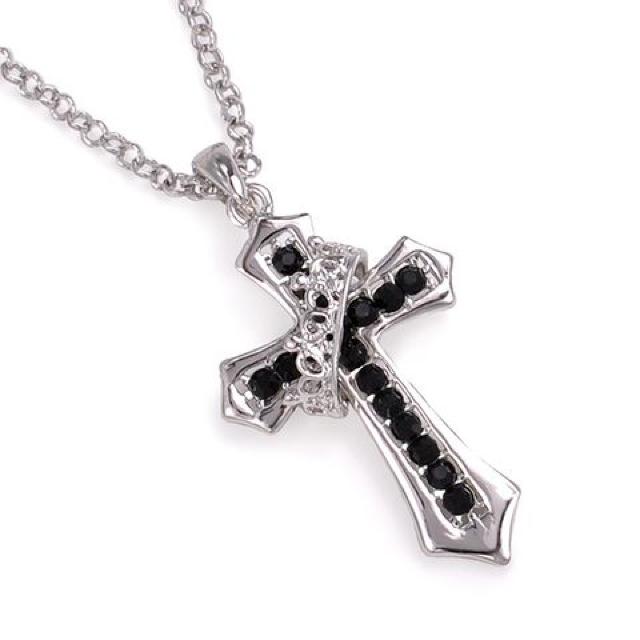 限定モデル☆クロスCROWNネックレス★煌くBKスピネル < 女性アクセサリー/時計 限定モデル☆クロスCROWNネックレス★煌くBKスピネル < 女性アクセサリー/時計の