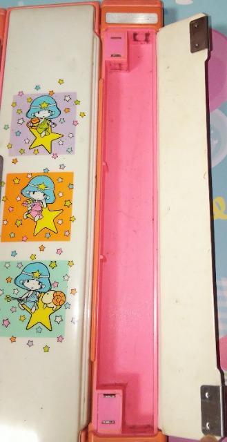 昭和レトロ1980年代星座のティンクルちゃん多収納多機能筆箱筆記用具難有り < インテリア/ライフ  昭和レトロ1980年代星座のティンクルちゃん多収納多機能筆箱筆記用具難有り < インテリア/ライフの