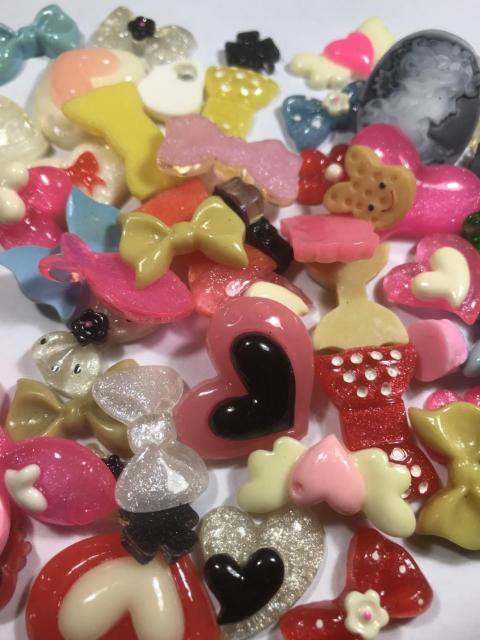 デコパーツ レジン リボン ハート クラウン バッグ ウサギ 127g 大量詰め合わせ 材料 ハンドメイド < ペット/手芸/園芸  デコパーツ レジン リボン ハート クラウン バッグ ウサギ 127g 大量詰め合わせ 材料 ハンドメイド < ペット/手芸/園芸の