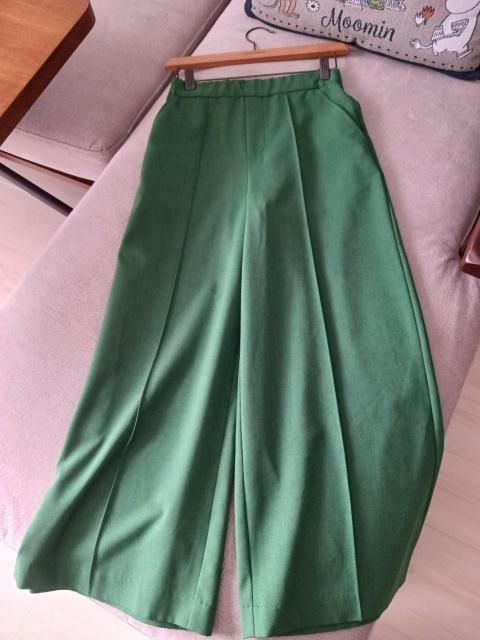 le.coeur blanc/�p���c��������҂胏�C�h�ȃO���[���p���c