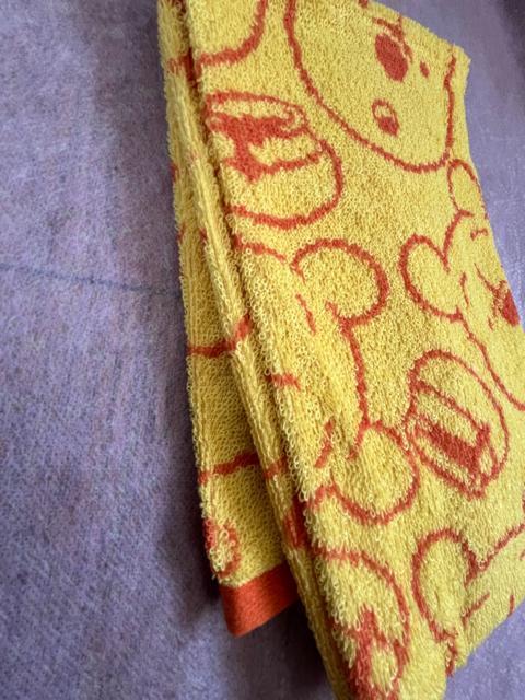くまのプーさん!プーさんいっぱい!フェイスタオル!やや厚手タイプ!新品!No.2 < インテリア/ライフ  くまのプーさん!プーさんいっぱい!フェイスタオル!やや厚手タイプ!新品!No.2 < インテリア/ライフの