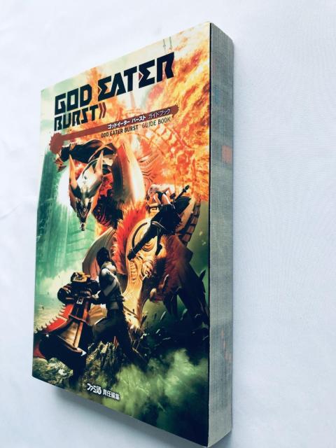 GOD EATER BURST ゴッドイーター バースト ガイドブック 攻略本 初版 Guide Book Strategy < ゲーム本体/ソフト GOD EATER BURST ゴッドイーター バースト ガイドブック 攻略本 初版 Guide Book Strategy < ゲーム本体/ソフトの