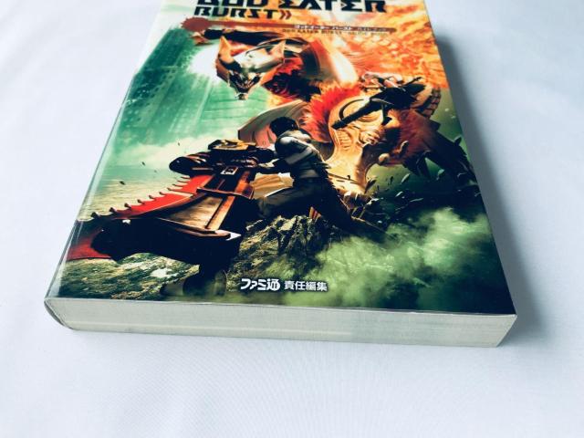 GOD EATER BURST ゴッドイーター バースト ガイドブック 攻略本 初版 Guide Book Strategy < ゲーム本体/ソフト GOD EATER BURST ゴッドイーター バースト ガイドブック 攻略本 初版 Guide Book Strategy < ゲーム本体/ソフトの