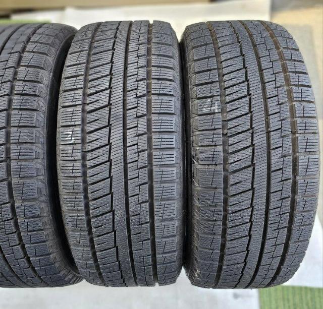 ユーロ AFGアルミホイール17インチ7.5J+38 pcd112 5H スタッドレスタイヤ付き4本セツト グリップマックス < 自動車/バイク ユーロ AFGアルミホイール17インチ7.5J+38 pcd112 5H スタッドレスタイヤ付き4本セツト グリップマックス < 自動車/バイク