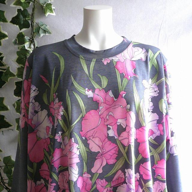 新品 9551 ML 大きな花柄 チュニック 春 夏 秋 グレー系 レディース ストレッチ 薄手 ジャージー 上品 エレガント < 女性ファッション 新品 9551 ML 大きな花柄 チュニック 春 夏 秋 グレー系 レディース ストレッチ 薄手 ジャージー 上品 エレガント < 女性ファッションの