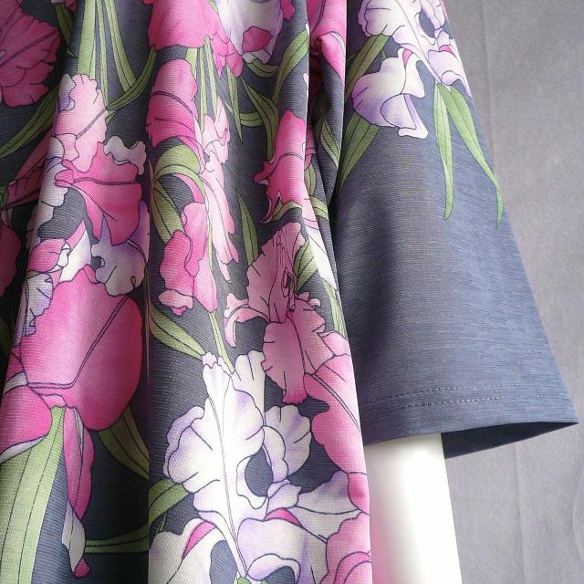 新品 9551 ML 大きな花柄 チュニック 春 夏 秋 グレー系 レディース ストレッチ 薄手 ジャージー 上品 エレガント < 女性ファッション 新品 9551 ML 大きな花柄 チュニック 春 夏 秋 グレー系 レディース ストレッチ 薄手 ジャージー 上品 エレガント < 女性ファッションの