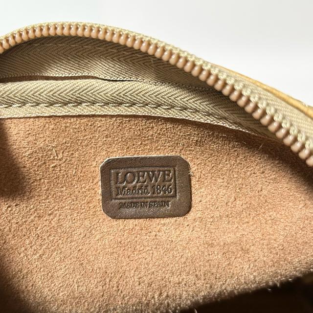 LOEWE Gx Be[W V_[obO U[ y CguE  uh 