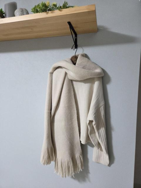 Stoleマフラー★モヘアタッチのアイボリーストール/新品♪ < 女性ファッション Stoleマフラー★モヘアタッチのアイボリーストール/新品♪ < 女性ファッションの