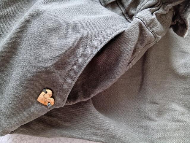 ☆ apres les cours ☆パンツ ☆ 130サイズ ☆ キッズ用 ☆長ズボン < キッズ/ベビー ☆ apres les cours ☆パンツ ☆ 130サイズ ☆ キッズ用 ☆長ズボン < キッズ/ベビーの