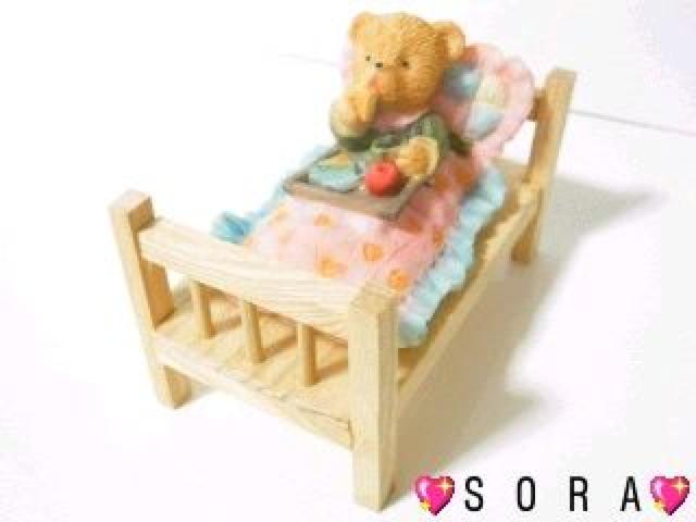可愛い♪木製&樹脂製 カントリーくまさん《ベッド》T < おもちゃ  可愛い♪木製&樹脂製 カントリーくまさん《ベッド》T  < おもちゃの