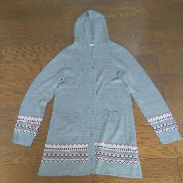 a.v.v standard 着丈76cm 少々毛玉あり 格安 サイズ40 < 女性ファッション a.v.v standard 着丈76cm 少々毛玉あり 格安 サイズ40 < 女性ファッションの