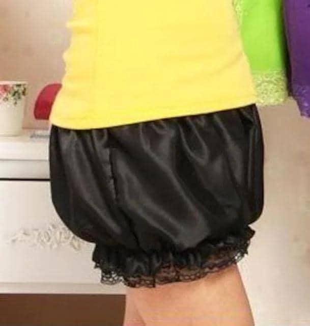 今回限り爆ヤス590円★人気 ペチコート ショートパンツ 黒 < 女性ファッション  今回限り爆ヤス590円★人気 ペチコート ショートパンツ 黒 < 女性ファッションの