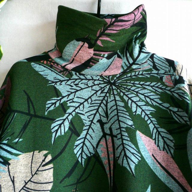 新品 9938 ML 裏起毛 あったか ワンピース 緑系 秋 冬 ボタニカル柄 ゆったりタートル ストレッチ ニットソー < 女性ファッション 新品 9938 ML 裏起毛 あったか ワンピース 緑系 秋 冬 ボタニカル柄 ゆったりタートル ストレッチ ニットソー < 女性ファッションの