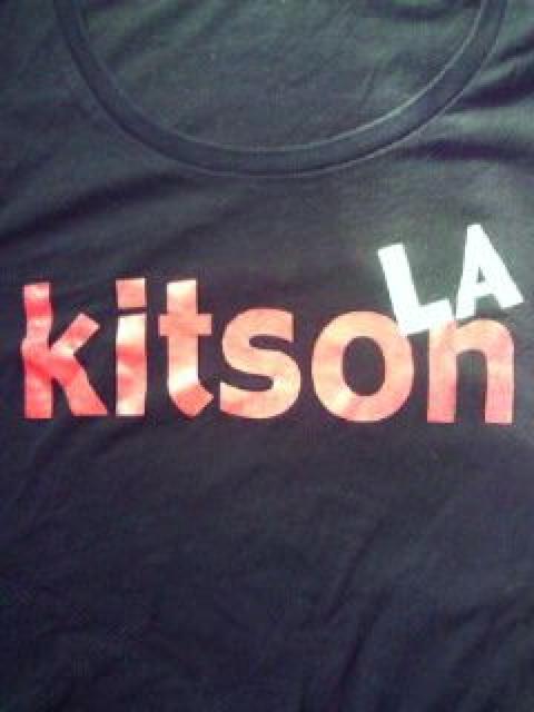 LA kitson キットソン UNIQLO ユニクロ コラボ キラキラ ラメ Tシャツ ブラック Lサイズ < ブランド  LA kitson キットソン UNIQLO ユニクロ コラボ キラキラ ラメ Tシャツ ブラック Lサイズ  < ブランドの